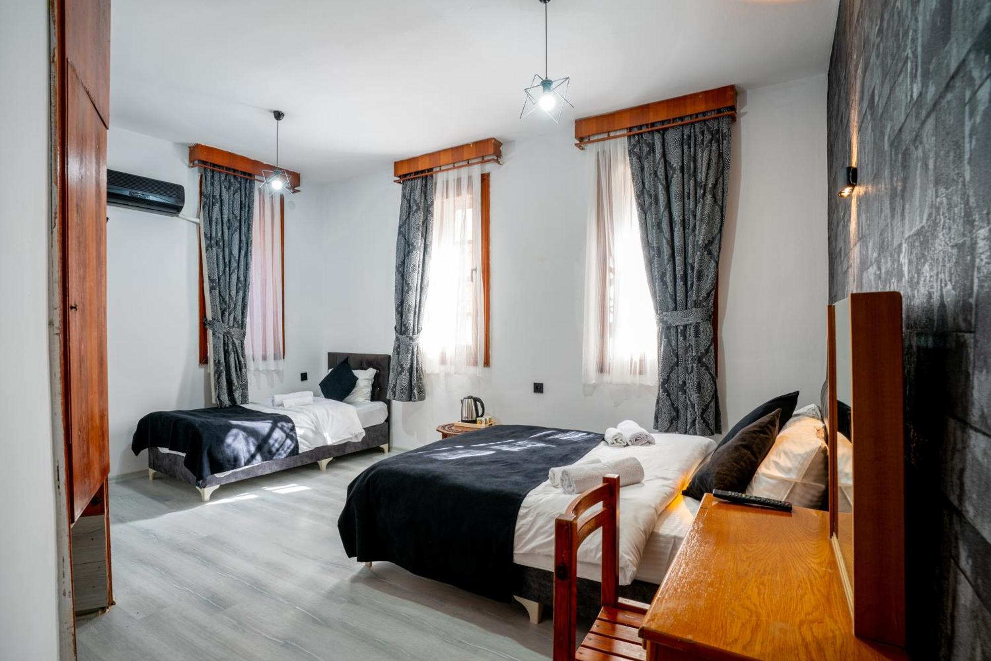 Buetuenoglu Pansiyon Antalya Kültér fotó