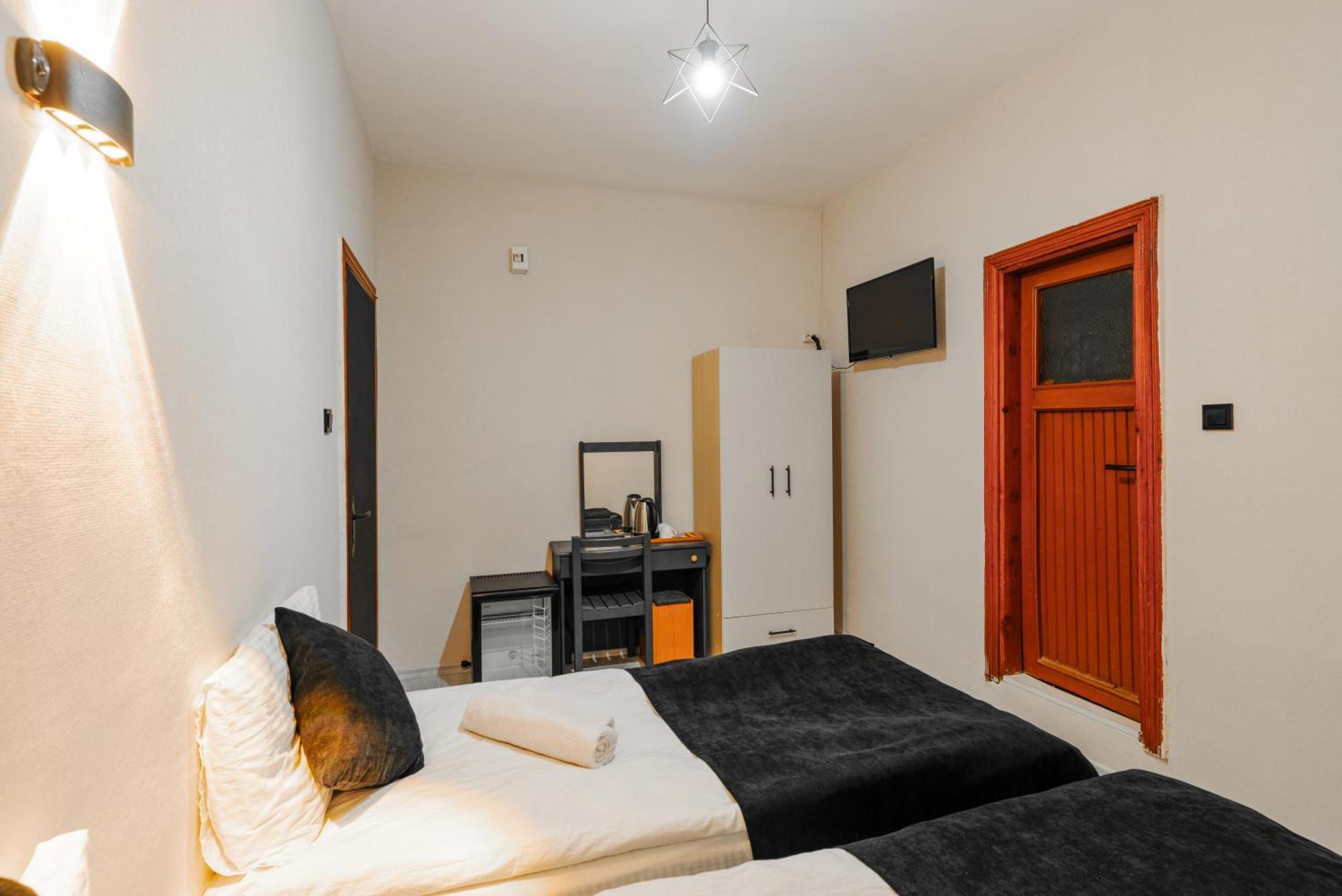 Buetuenoglu Pansiyon Antalya Kültér fotó